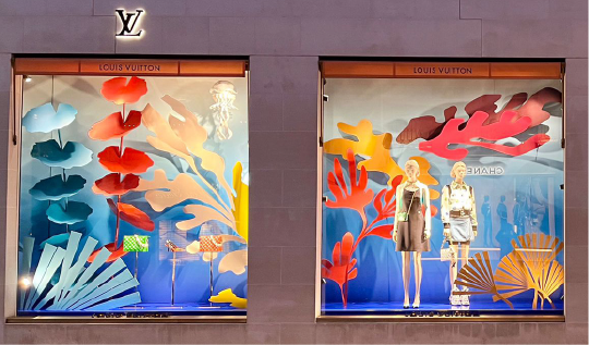 Art Installation In Louis Vuitton Flagship Store - Work